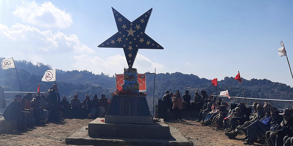 जनयुद्धमा मारिएका ७३ माओवादी नेताका सम्झनामा शहीद स्तम्भ पार्क निर्माण